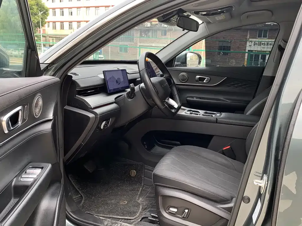 Chery Tiggo 8 PLUS — фото 8