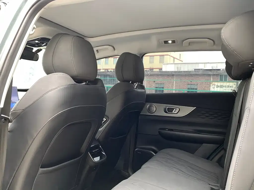 Chery Tiggo 8 PLUS — фото 2
