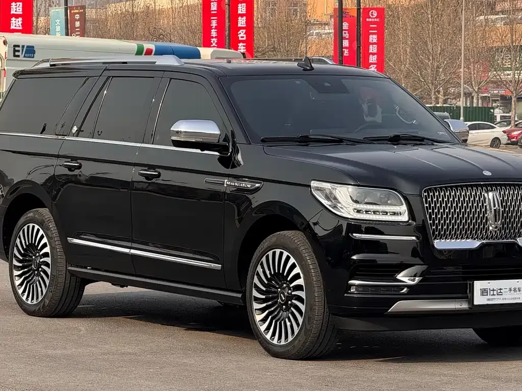 Lincoln Navigator — фото 9
