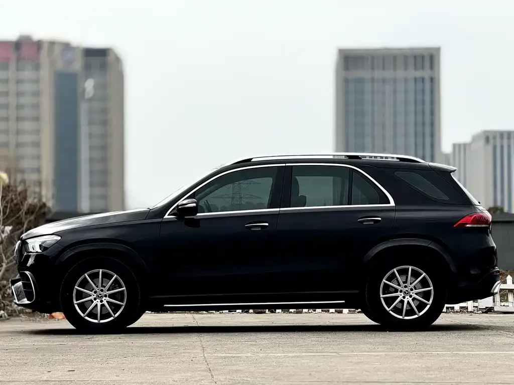 Mercedes-Benz GLE — фото 9