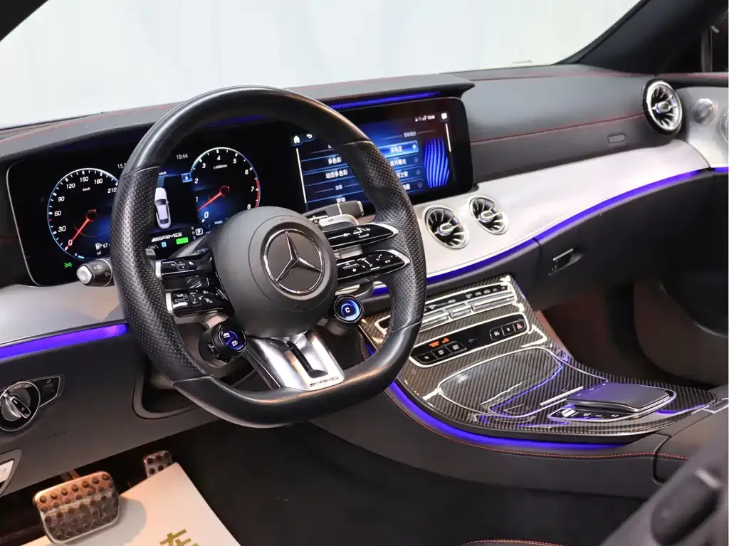 Mercedes-Benz E-Class AMG — фото 5
