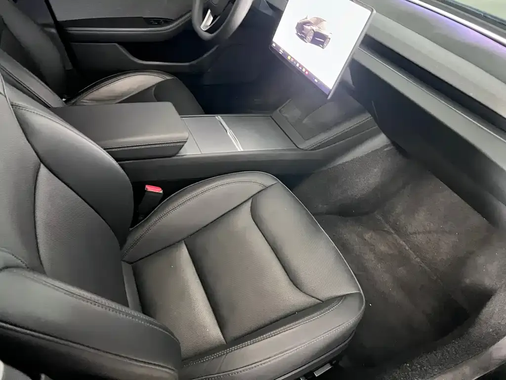 Tesla Model 3 — фото 6