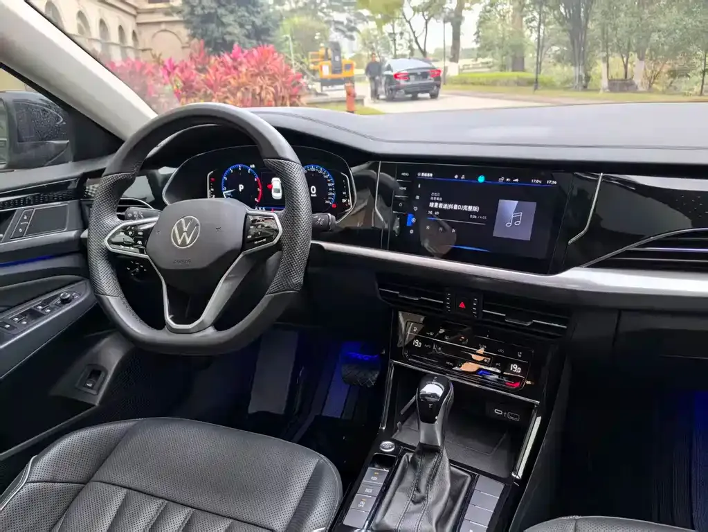 Volkswagen Passat — фото 4