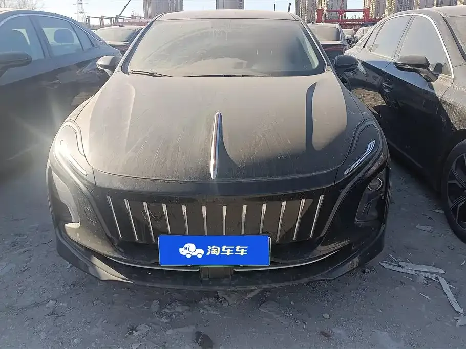 Hongqi E-QM5 — фото 6