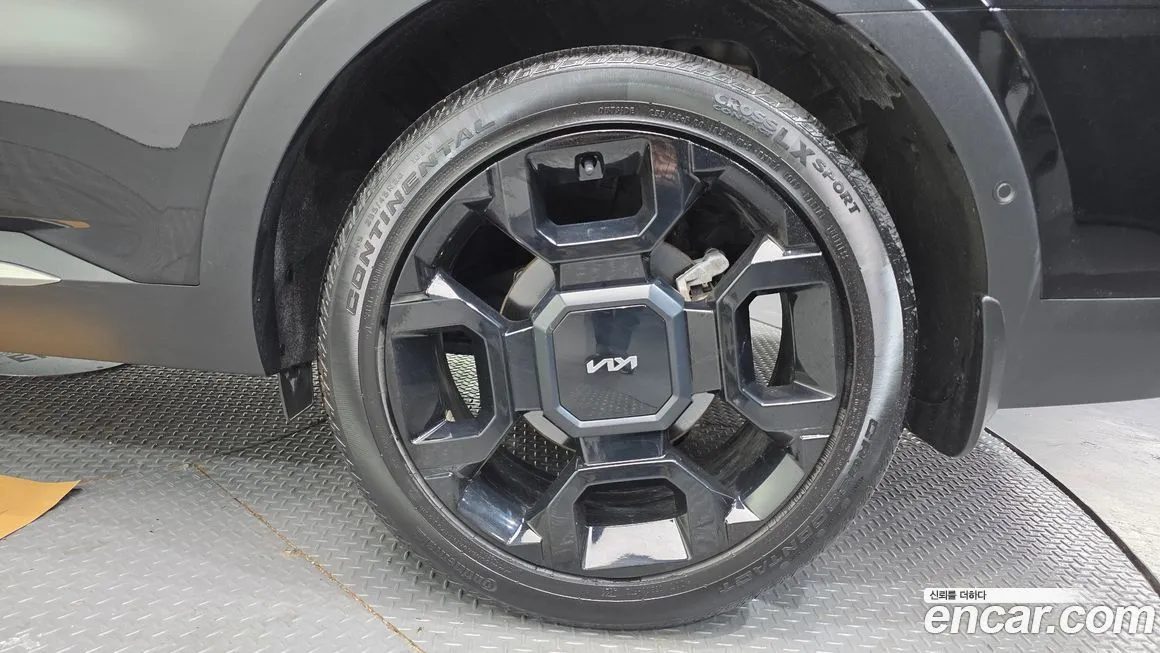 Kia Sorento — фото 10