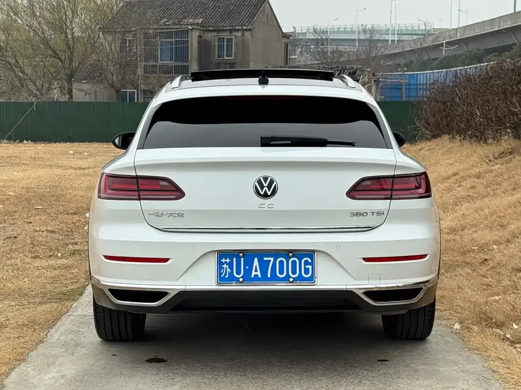 Volkswagen CC — фото 3