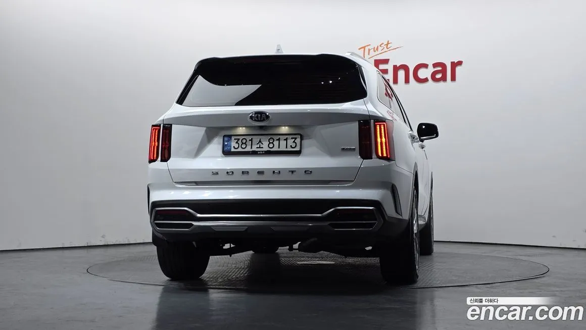 Kia Sorento — фото 4
