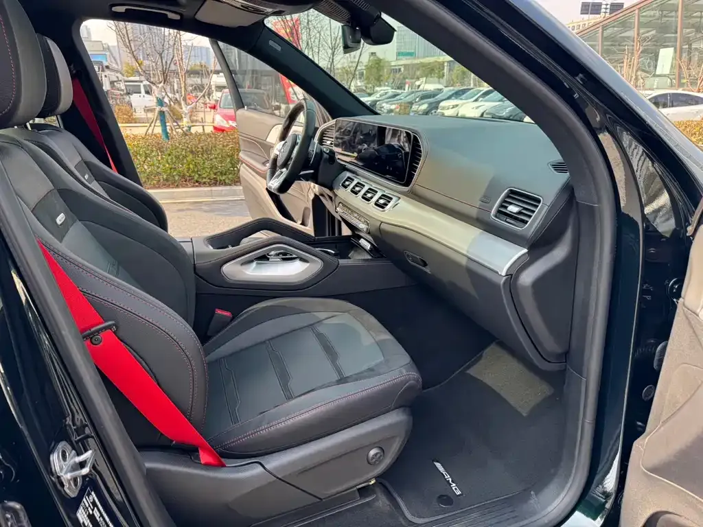 Mercedes-Benz GLE AMG — фото 9