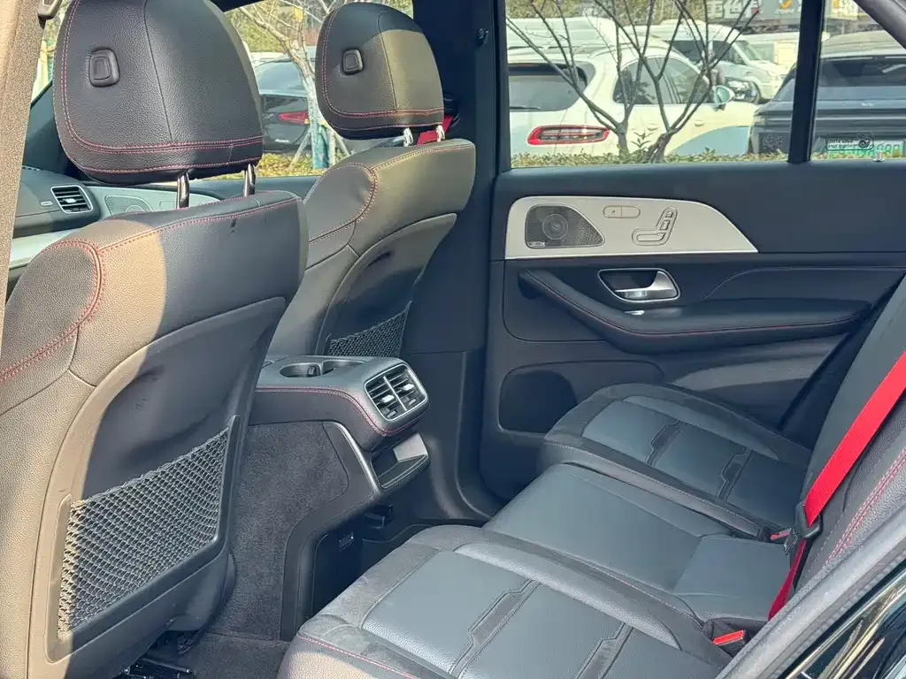 Mercedes-Benz GLE AMG — фото 7
