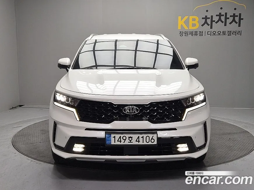 Kia Sorento — фото 1