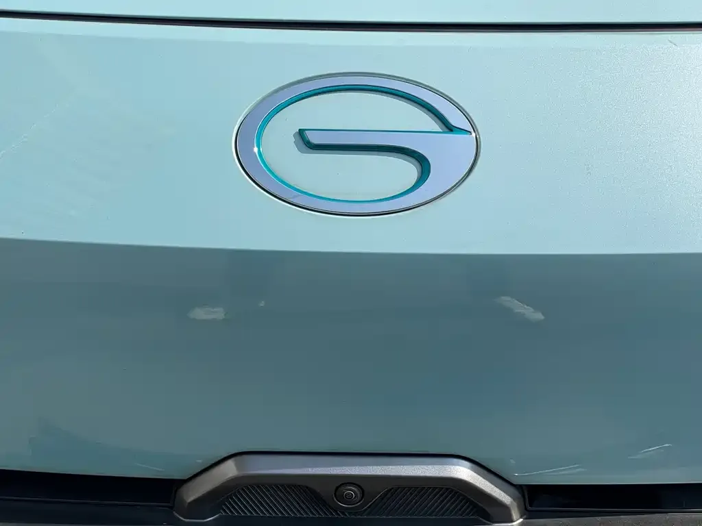 Aion Y — фото 2