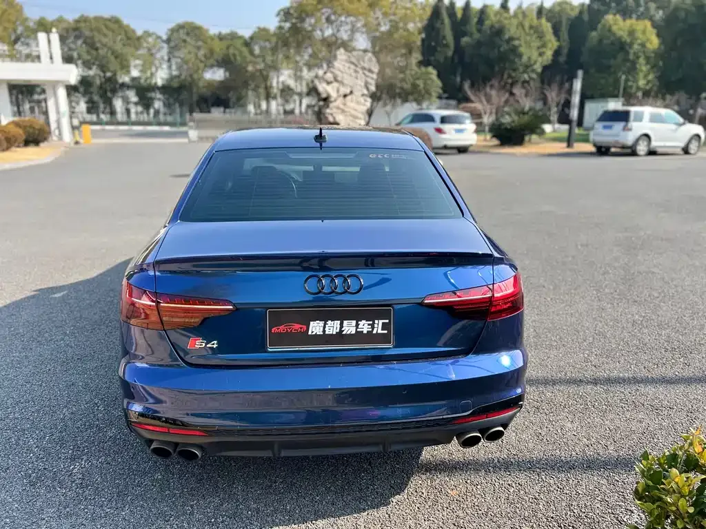 Audi S4 — фото 4