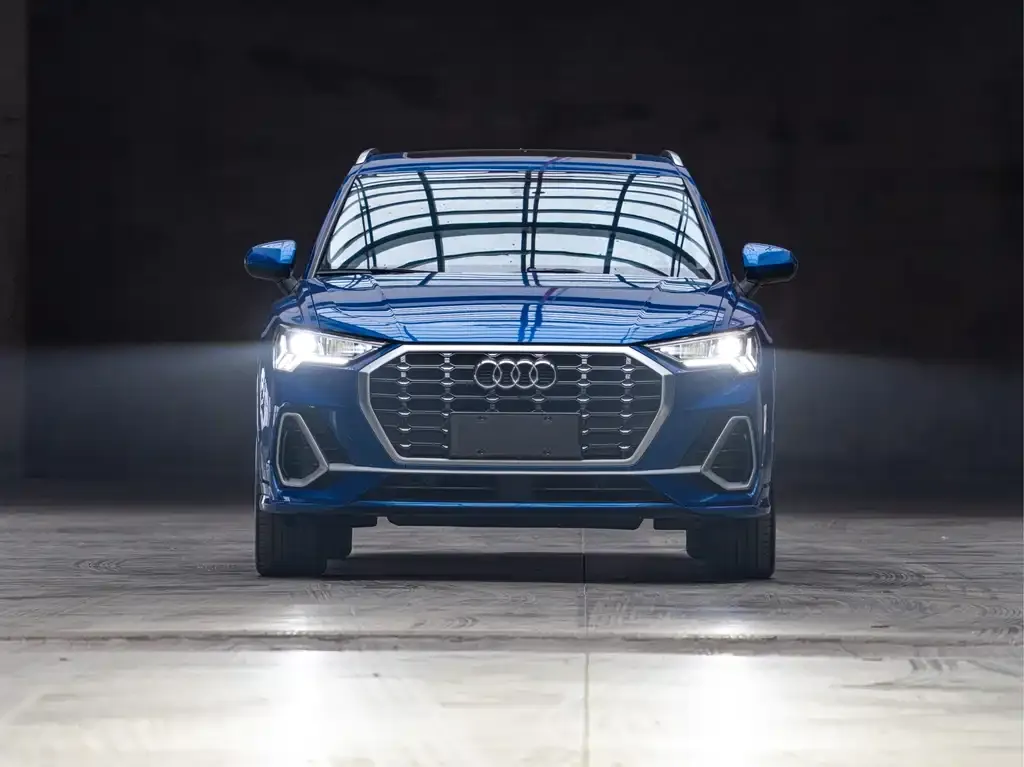 Audi Q3 — фото 6