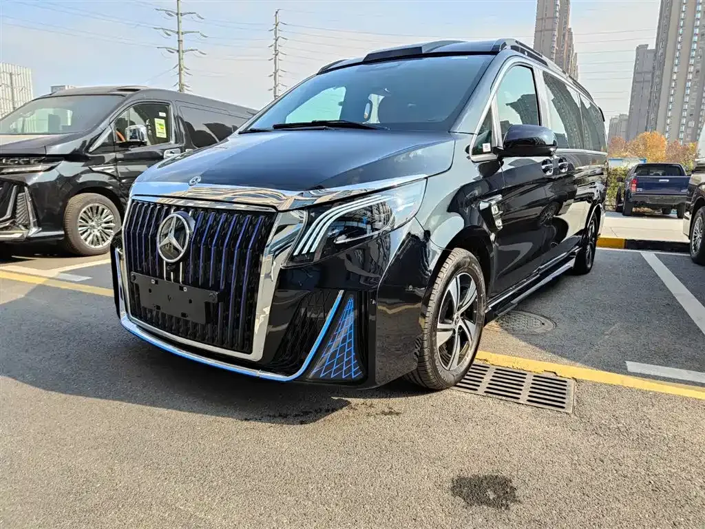 Mercedes-Benz Vito — фото 1