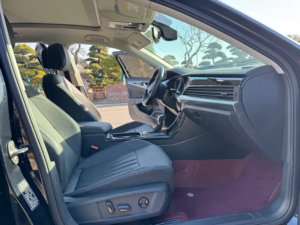 Volkswagen Passat — фото 5