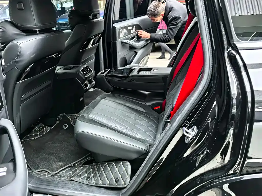 Mercedes-Benz GLS AMG — фото 5