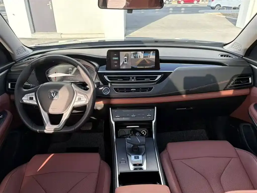 Changan CS75 — фото 6