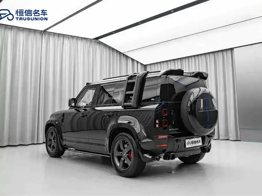 Land Rover Defender — фото 6