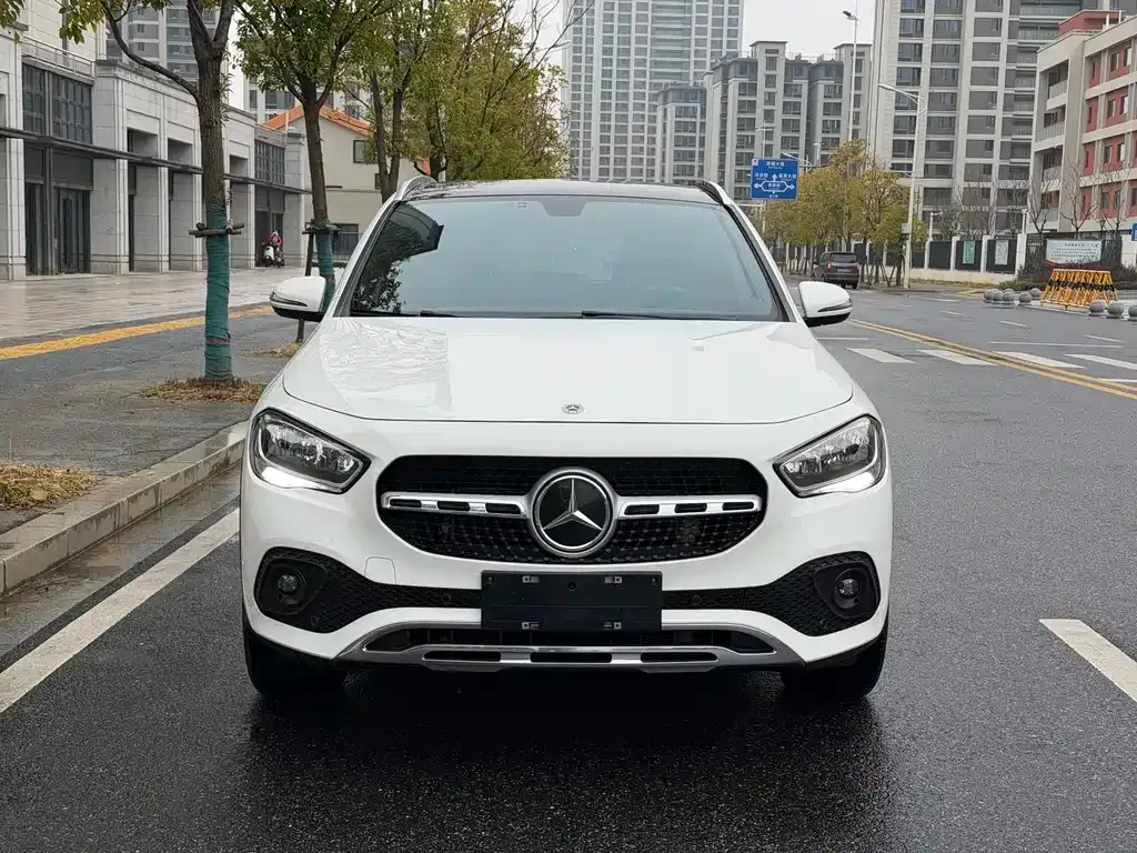 Mercedes-Benz GLA — фото 3