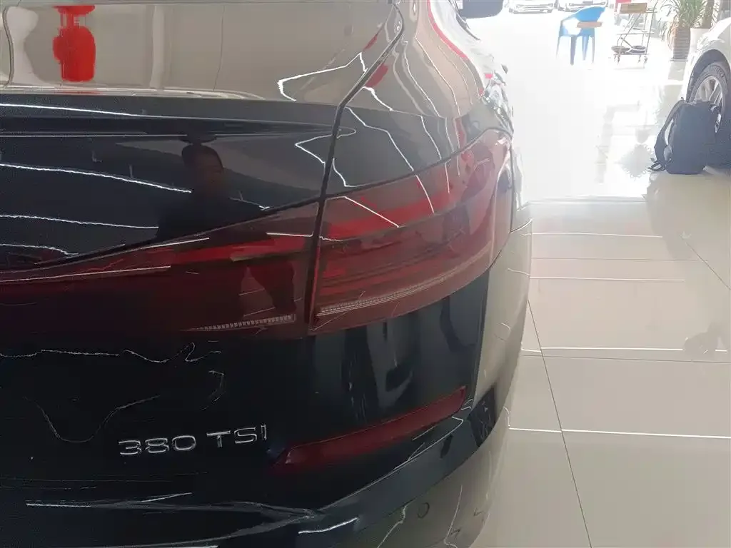 Volkswagen Passat — фото 5