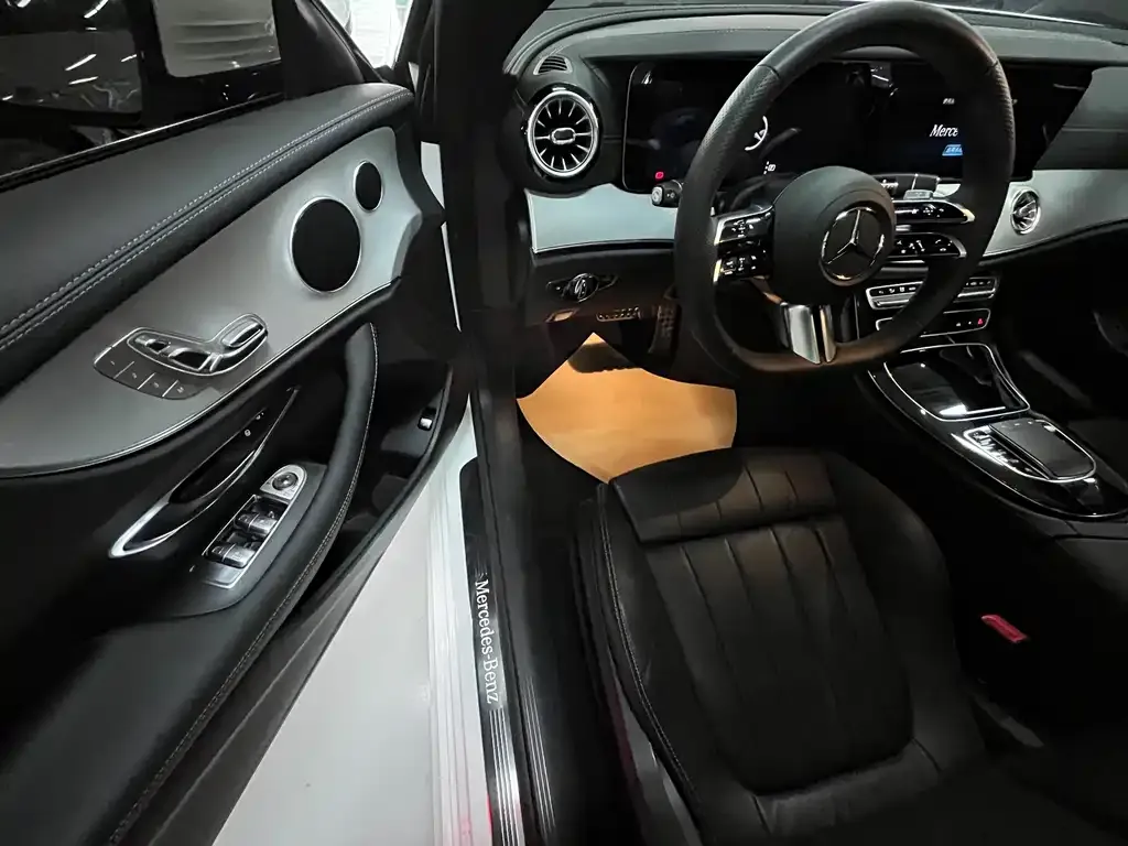Mercedes-Benz E-Class (Import) — фото 8