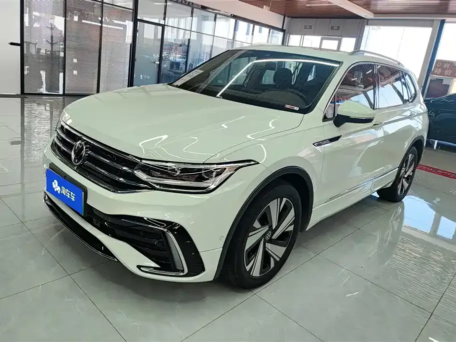 Volkswagen Tiguan L New Energy — фото 1