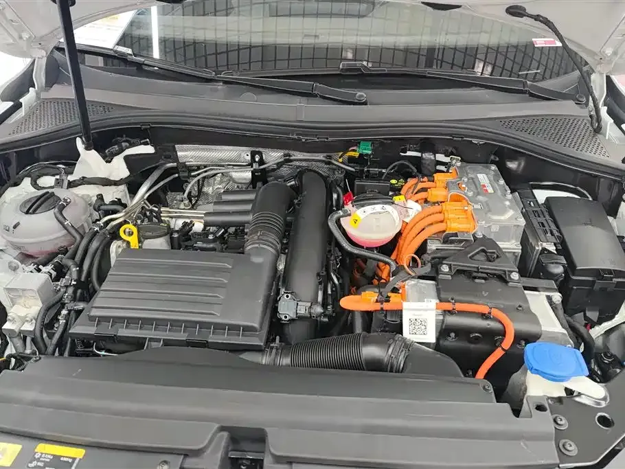 Volkswagen Tiguan L New Energy — фото 8
