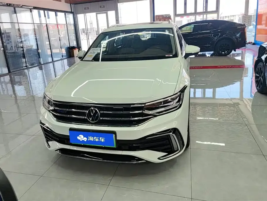 Volkswagen Tiguan L New Energy — фото 9