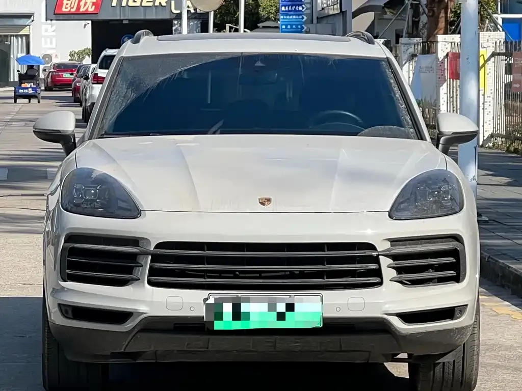 Porsche Cayenne Hybrid — фото 9
