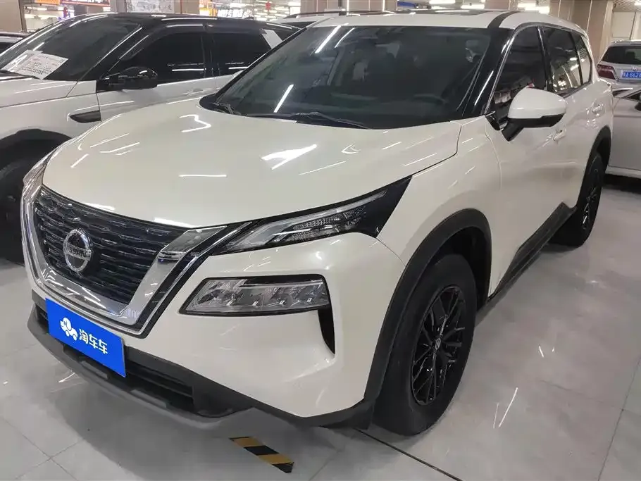 Nissan X-Trail — фото 1