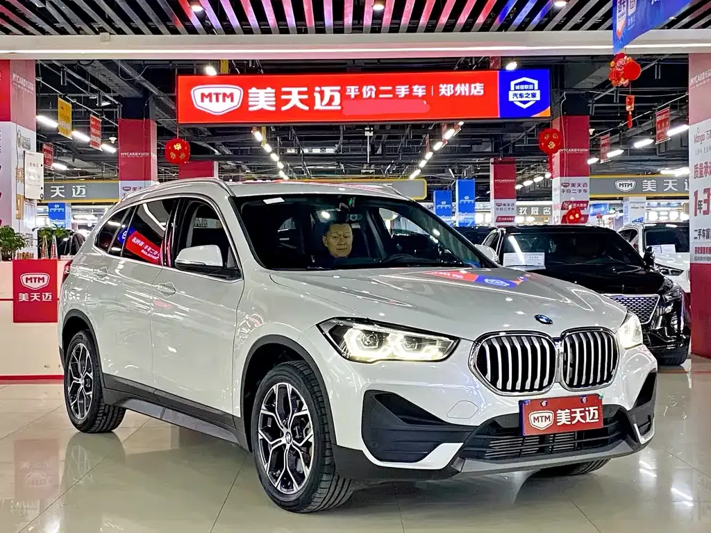 BMW X1 — фото 10