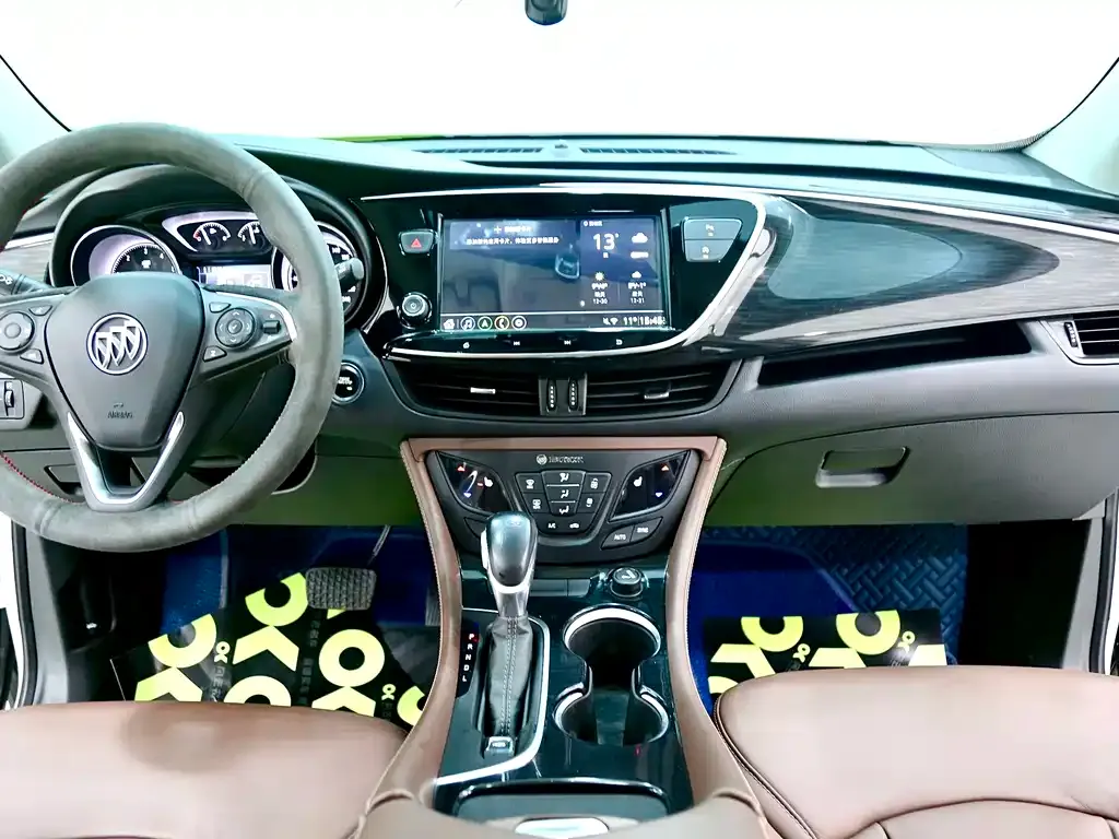 Buick Envision Plus — фото 7