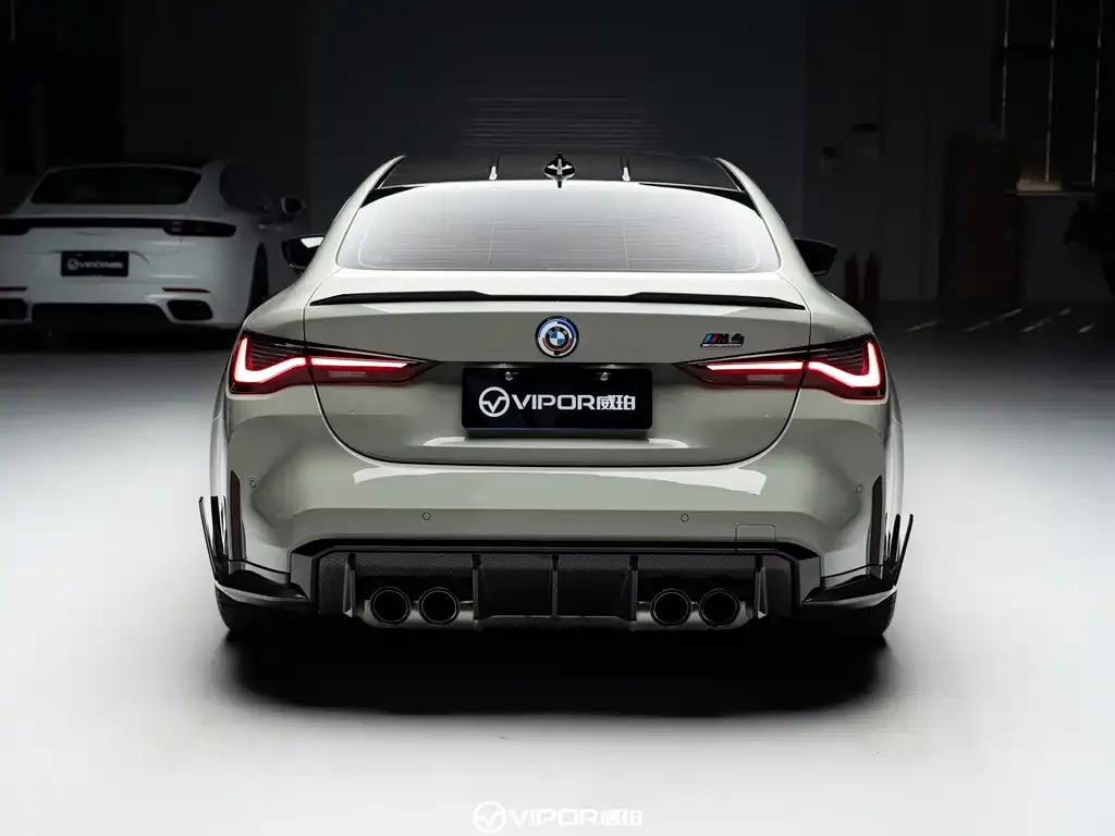 BMW M4 — фото 2