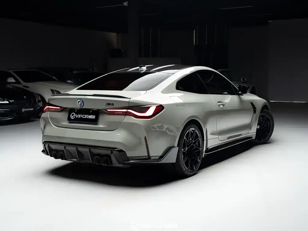BMW M4 — фото 7
