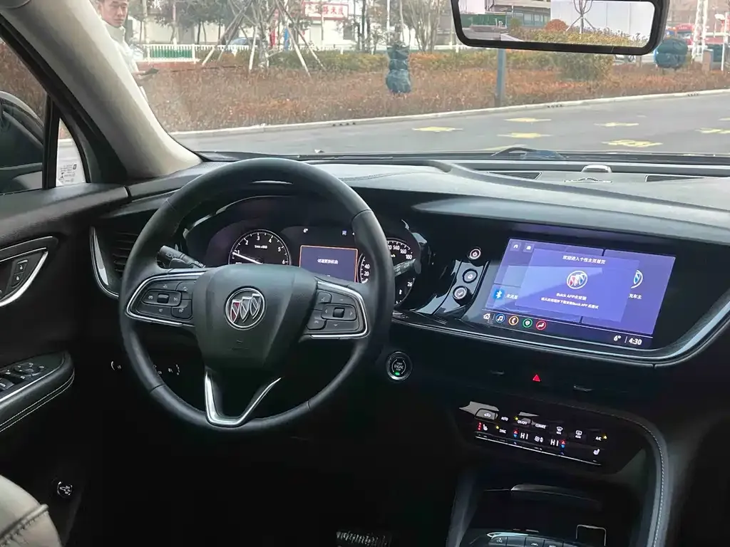 Buick Envision Plus — фото 3