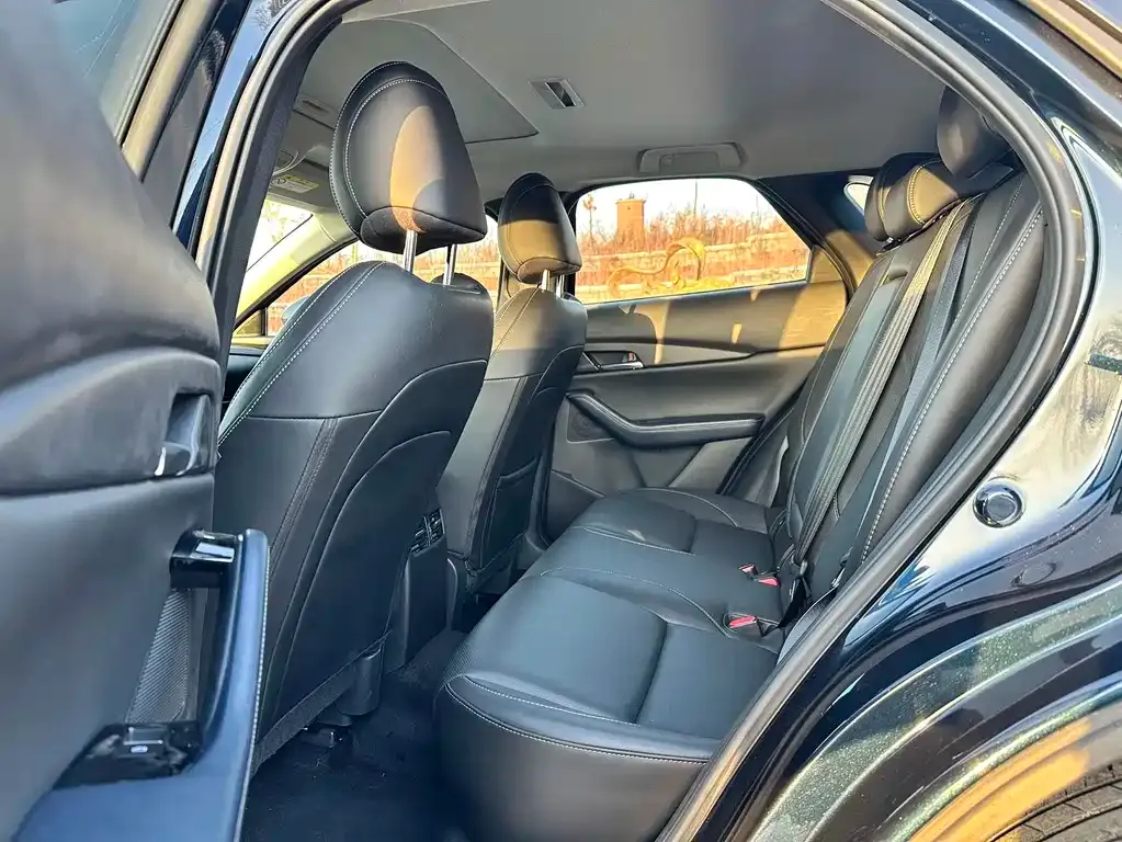 Mazda CX-30 — фото 3