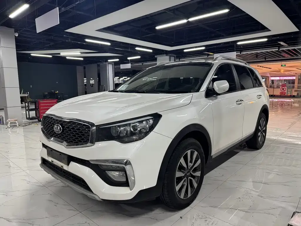 Kia KX7 — фото 1
