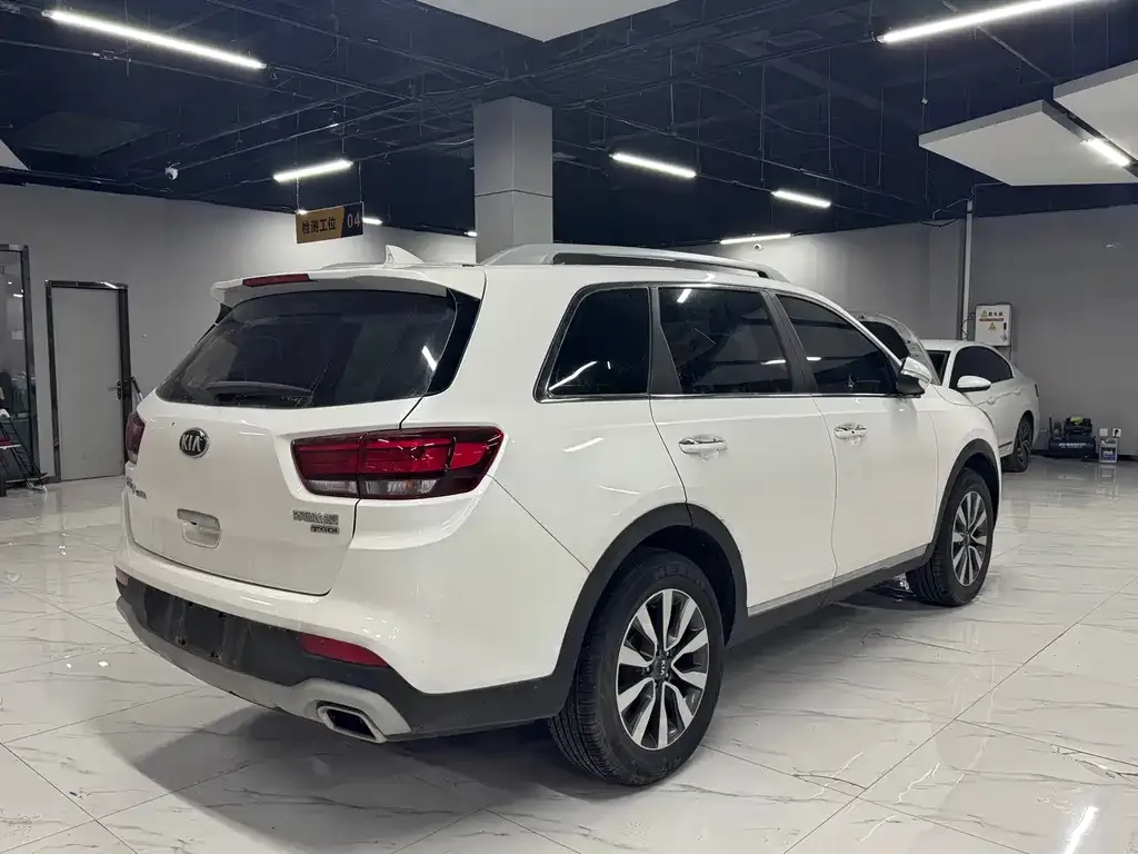 Kia KX7 — фото 3