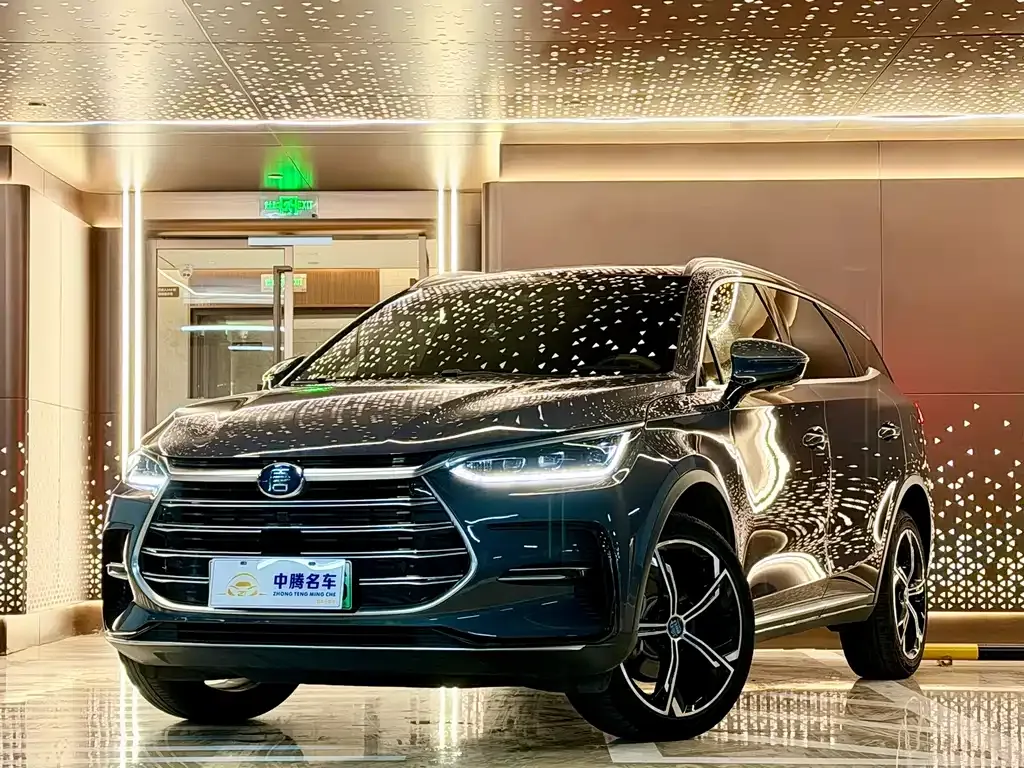 BYD Tang New Energy — фото 1