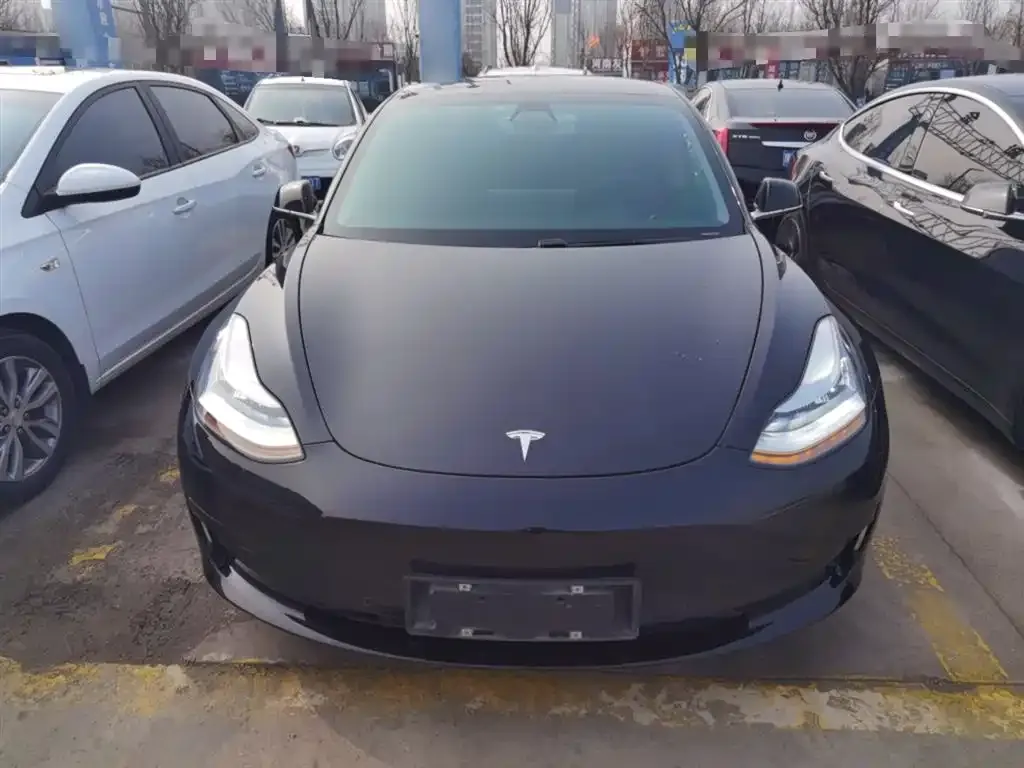 Tesla Model 3 — фото 2