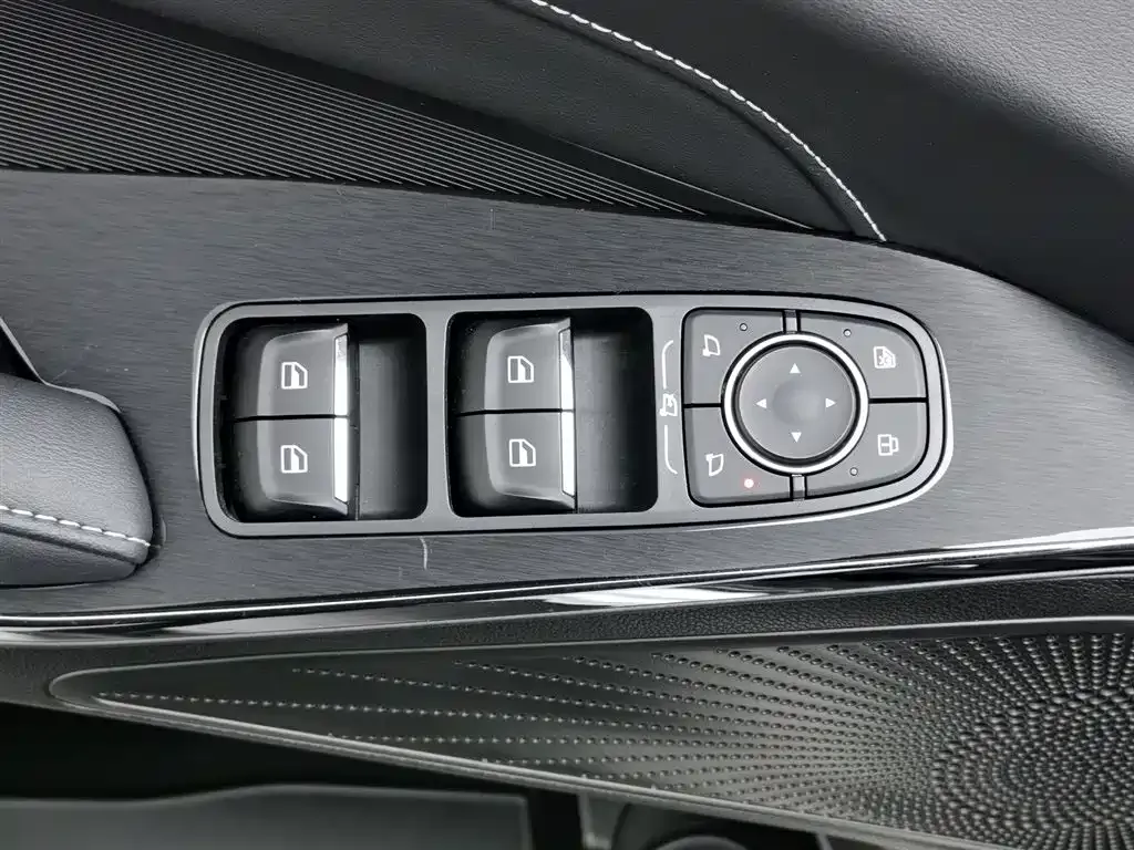Haval H6 — фото 10