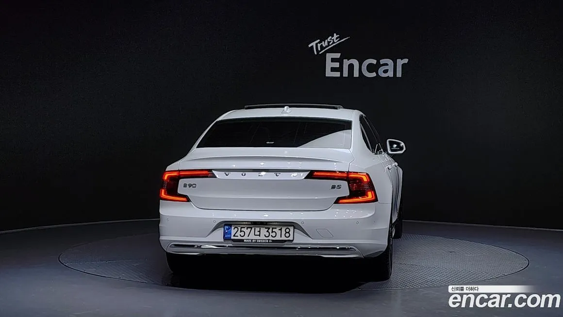 Volvo S90 — фото 10