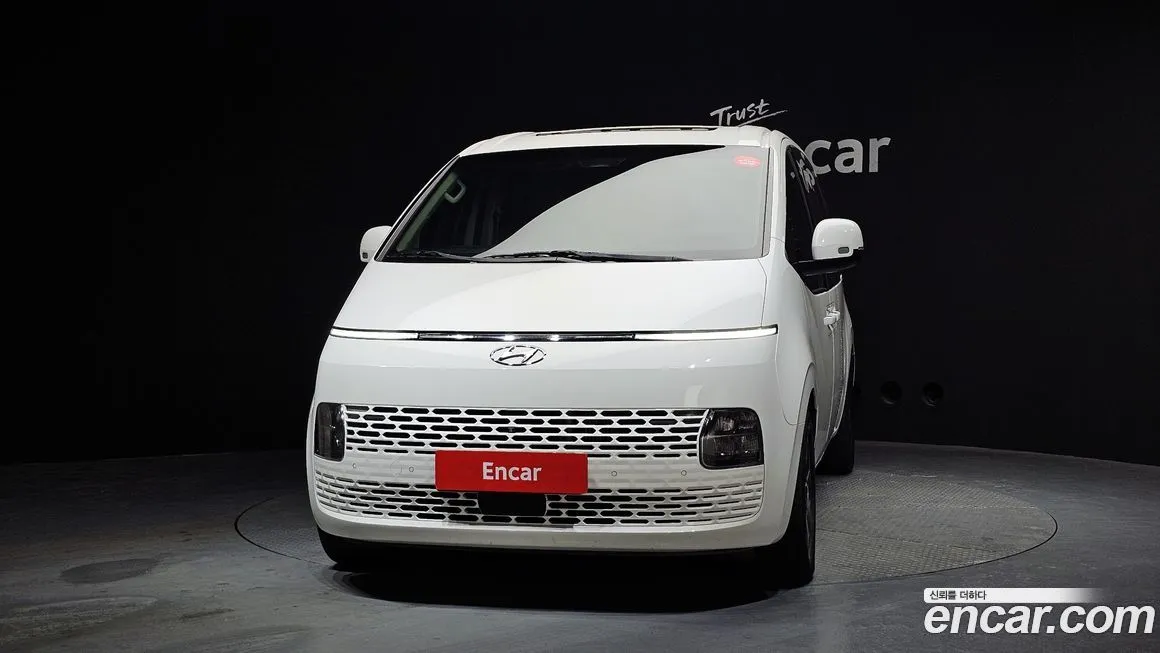 Hyundai Staria — фото 3