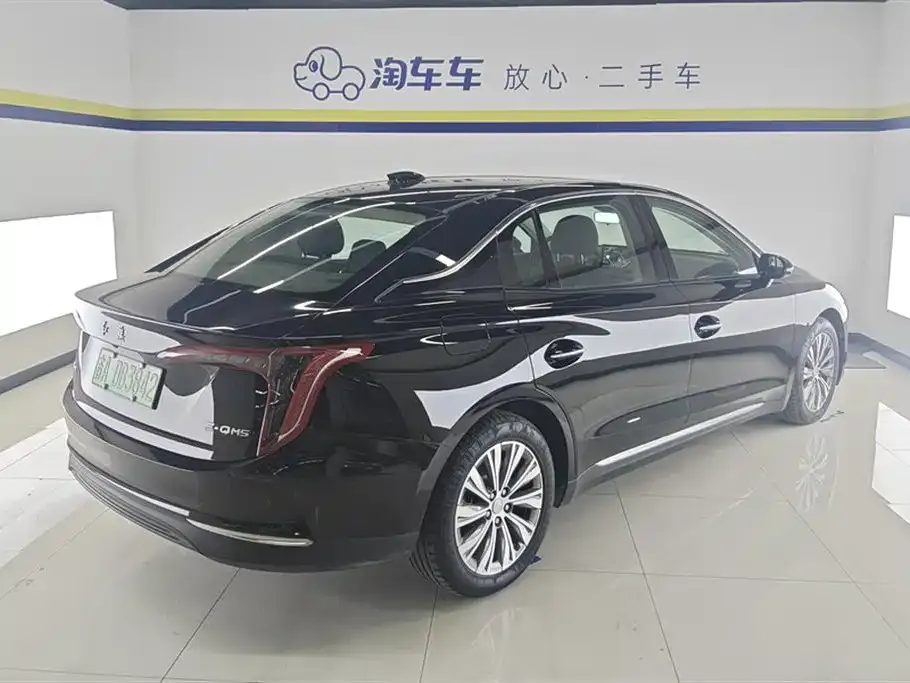 Hongqi E-QM5 — фото 9