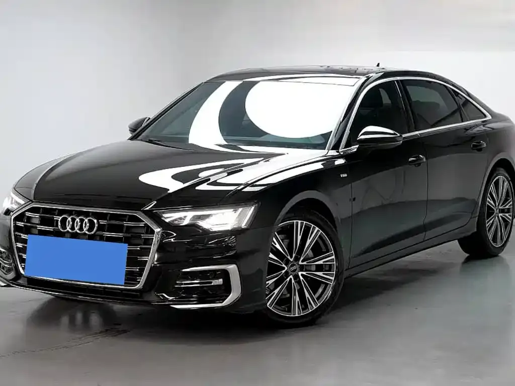 Audi A6L — фото 1