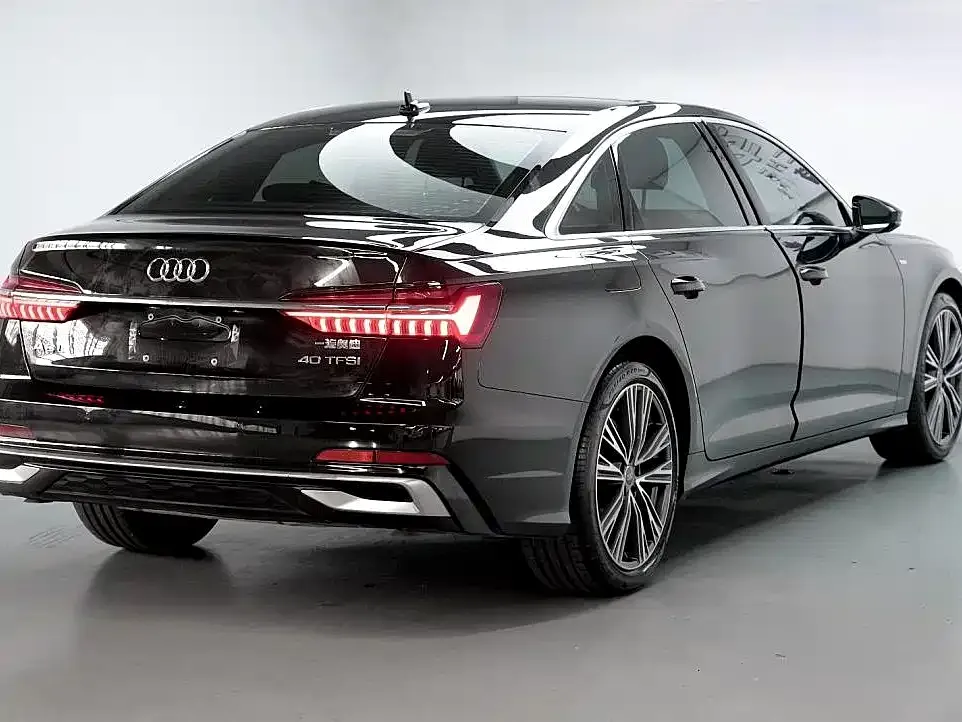 Audi A6L — фото 9