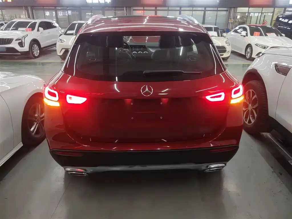 Mercedes-Benz GLA — фото 5