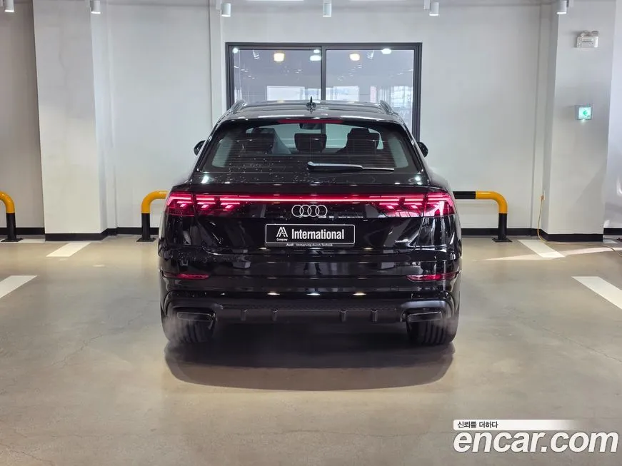 Audi Q8 — фото 2