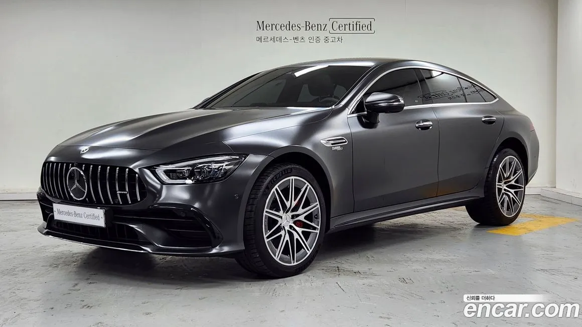 Mercedes-Benz AMG GT — фото 1