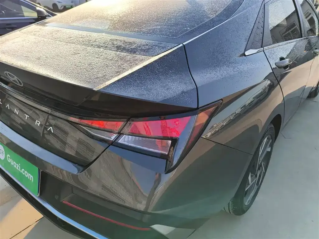 Hyundai Elantra — фото 9